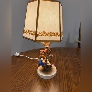 Vintage Hummel Goebel apple tree girl lamp